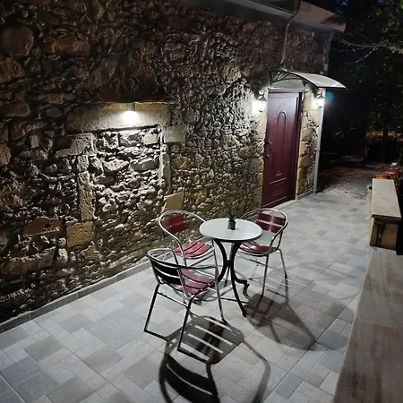 Neromilos Cozy House